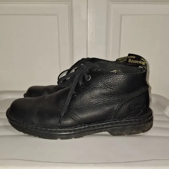 Dr. Martens &quot;Sussex&quot; Ankle Lace-up Chukka Boots -Textured Leather-black-M8 /L9
