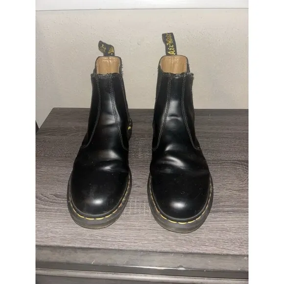Dr. Martens Black Chelsea 2976 Slip Resistant Pull On Leather Boots Men Size 10