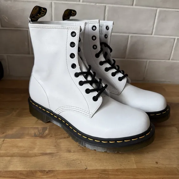 Dr. Martens Boots 1460 Women's Original Smooth Leather Lace Up- White size 9