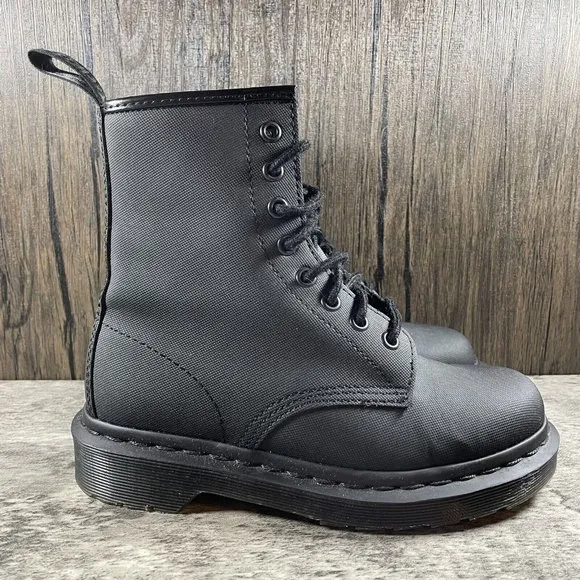 Dr Martens Boots Womens Size 5 Us 1460 Slip Resistant Black Ankle