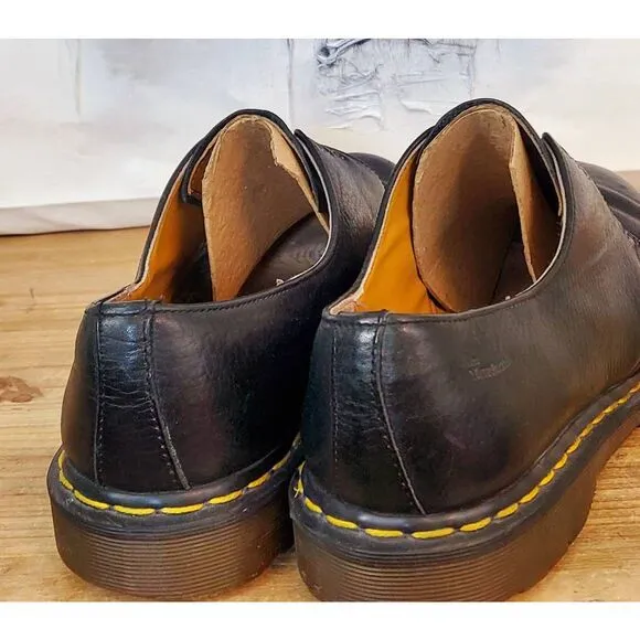 Dr Martens casual shoes