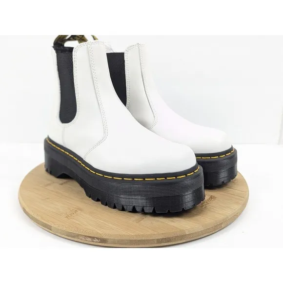 Dr Martens Chelsea Boot Platform White Womans 8 Smooth Leather Quad Combat