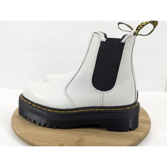 Dr Martens Chelsea Boot Platform White Womans 8 Smooth Leather Quad Combat