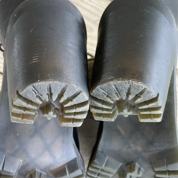 Dr. Martens Kendra Black Milled Nappa Leather Boot Women's Size 6