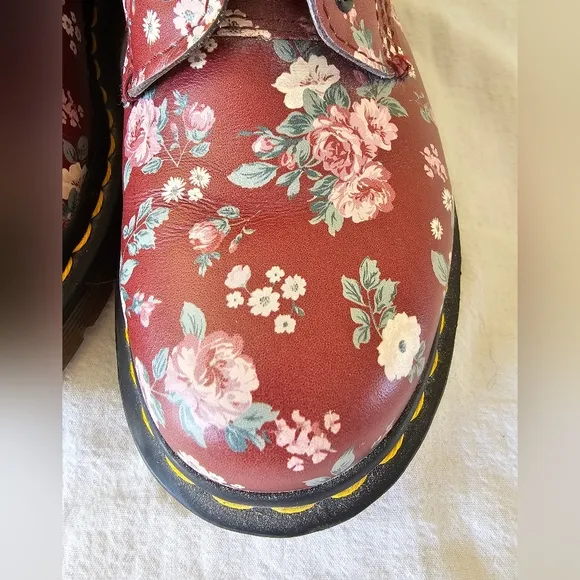 Dr. Martens RARE 1460 Vintage Rose Floral Boots Womans US6