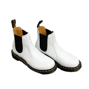 Dr. Martens Slip On Chelsea Boots Sz 6 White Round Toe Leather Upper 2976