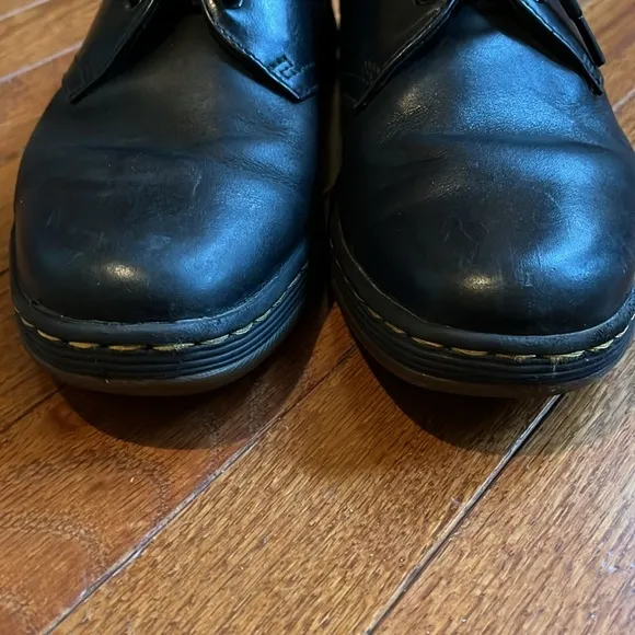 Dr. Martens | Unisex Oxford 3 Eye Leather Shoe Men Size 7 Women Size 8.5/9 EU39