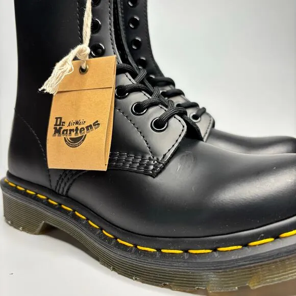 Dr Martens Women’s 1460 Smooth Leather Lace Up Boots in Black