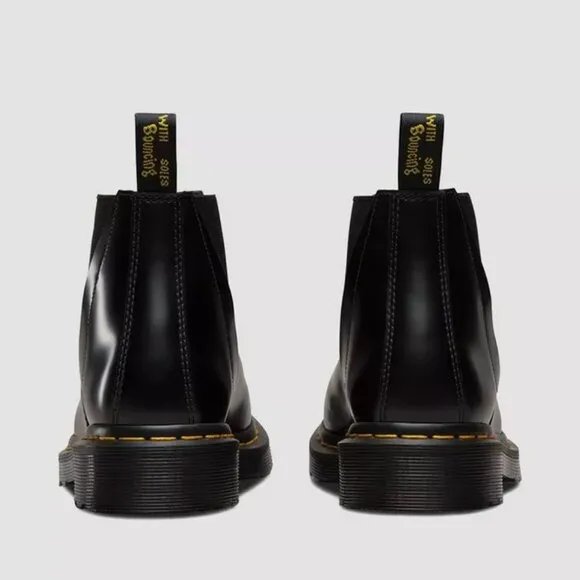 Dr. Martens Womens Bianca Smooth Chelsea Boot In Black Size 7 EUC