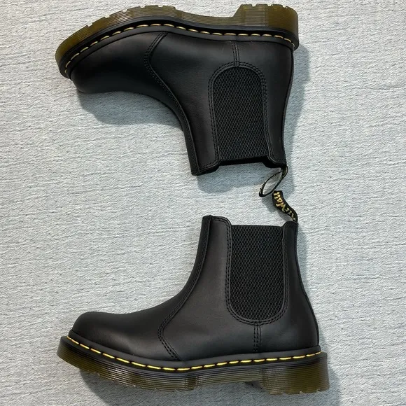 DR. MARTENS Womens Dorrian Boot Flat Chelsea Black Leather Sz US 5