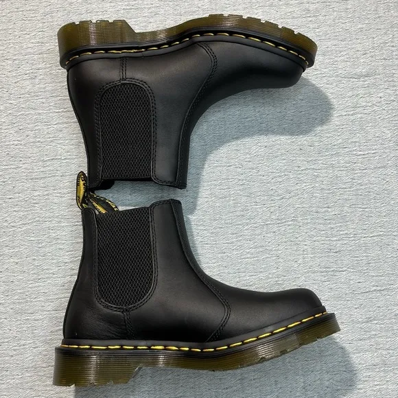 DR. MARTENS Womens Dorrian Boot Flat Chelsea Black Leather Sz US 5
