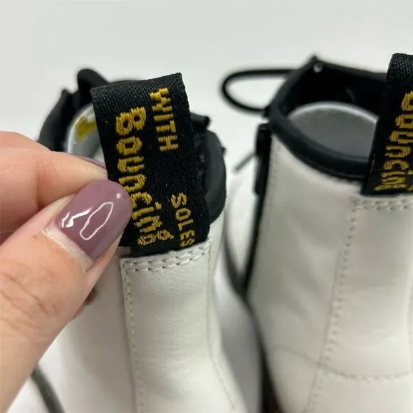 Dr. Martens Zavala J Kids White Leather Lace-Up Combat Boots Size 1 Casual Ankle