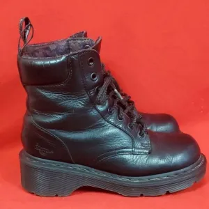 Dr. Martens Dharma Black Combat Boots with Chunky Sole Womens Size 7 Goth Grunge