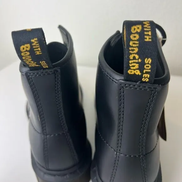 Dr.Martens 101 SMOOTH LEATHER ANKLE BOOTS size 6 M