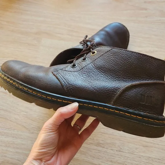 Dr.Martens Sussex Bear Track Chukka Boots Slip Resistant 3 Eye Leather Brown