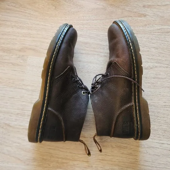 Dr.Martens Sussex Bear Track Chukka Boots Slip Resistant 3 Eye Leather Brown