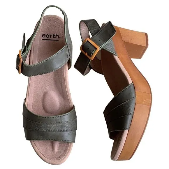 Earth Oak Chestnut Forest Green Leather Platform Sandals Size 9.5