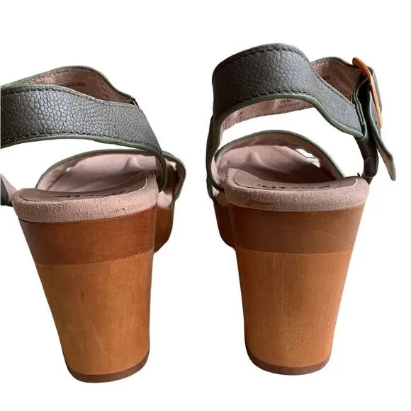 Earth Oak Chestnut Forest Green Leather Platform Sandals Size 9.5