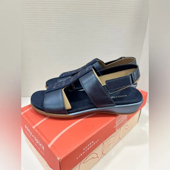 Easy Spirit Womens Hazel Wedge Sandals. Size 7M. Color: Dark Blue