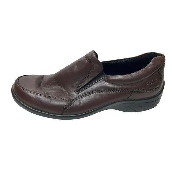 Ecco Womans Leather Slip On Loafers Shoes Size 40