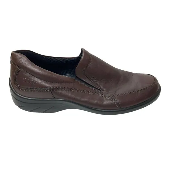 Ecco Womans Leather Slip On Loafers Shoes Size 40