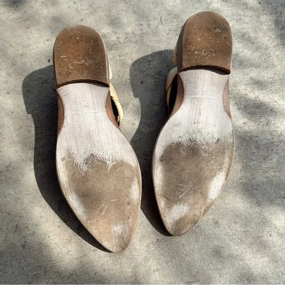 EUC FREE PEOPLE sandals