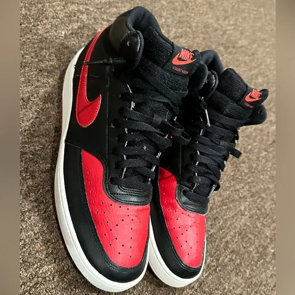 EUC Men’s 11 court vision mid bred Nike Jordan basketball sneakers shoes hi top