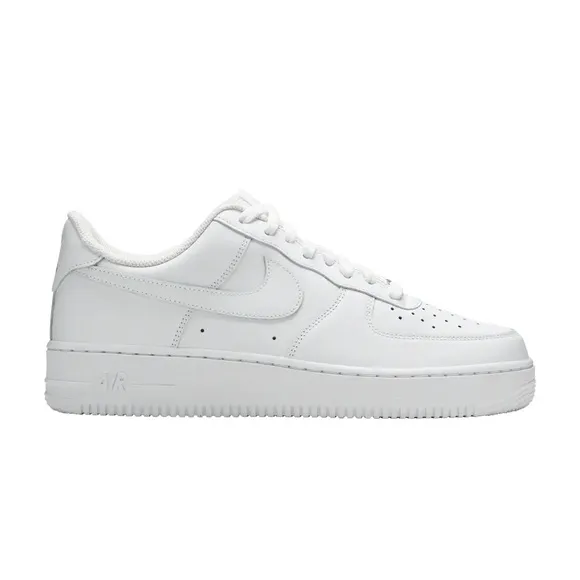 EUC Men’s Size 9 (Euro Sz 42.5) Nike Air Force 1 Low 07’ Sneakers Triple White