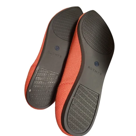 EUC Rothy's Retired Color Persimmon The Point Slip On Flat