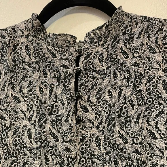 EUC Sezane Odile Chiffon Paisley Mini Dress Black Ecru 34, XS