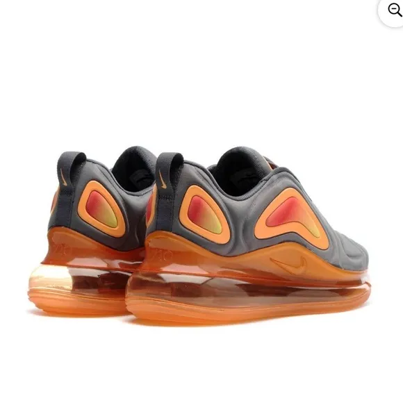 EUC Youth Size 6Y (Euro Sz 38.5) Nike Air Max 720 GS Sneakers Black Fuel Orange