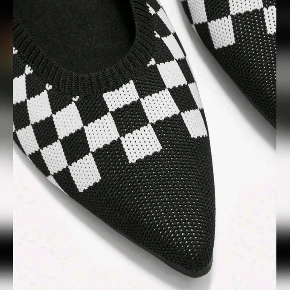 Fashionable Plaid Flat Shoes For Women