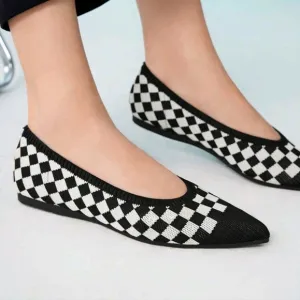 Fashionable Plaid Flat Shoes For Women