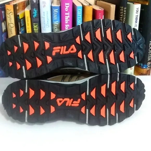 FILA ATHLETIC SHOES BROWN BLACK RUNNING SNEAKERS SIZE 10.5 NWT
