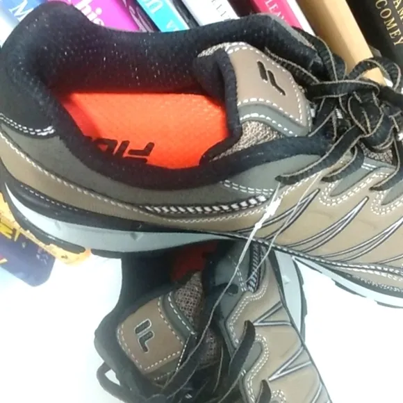FILA ATHLETIC SHOES BROWN BLACK RUNNING SNEAKERS SIZE 10.5 NWT