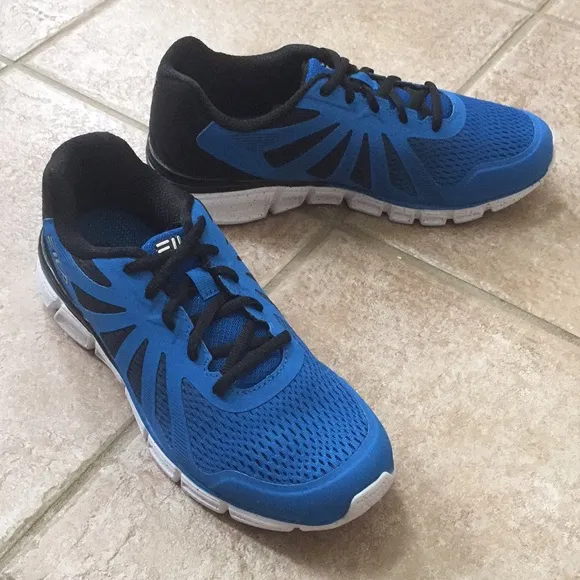 FILA Boys Fraction 2 Lace-Up Running Sneakers