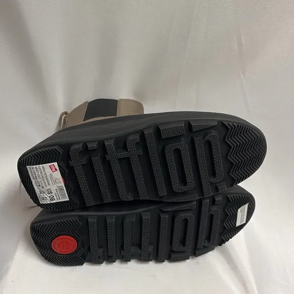 FitFlop F-Mode Water-Resistant Flatform Chelsea Boots Minky Gray Size 8 NWT
