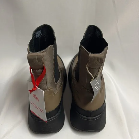 FitFlop F-Mode Water-Resistant Flatform Chelsea Boots Minky Gray Size 8 NWT