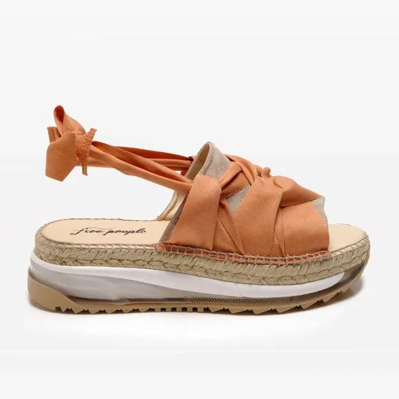 FREE PEOPLE Chapmin Sport Sandals / Pancake