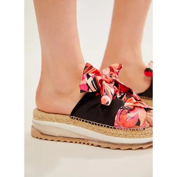 FREE PEOPLE Chapmin Sport Sandals / Watermelon Multi