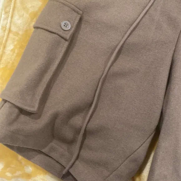 Free People Charli Wool Longline Cargo Shorts. Size Large. NWOT