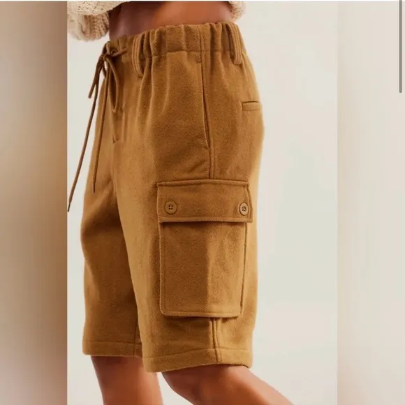 Free People Charli Wool Longline Cargo Shorts. Size Large. NWOT