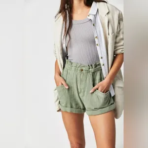 🌻🆕FREE PEOPLE Topanga Cuff Shorts-Oil Green color