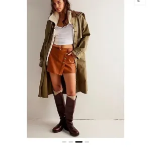 Free people We The Free Wynne vegan Caramel Cafe  skirt size 26 NWOT