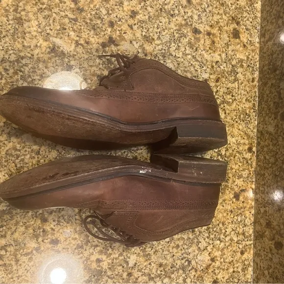 Frye Brown Leather Wing Tip Brogues Men’s 9.5 lace Up Oxford Shoes Office