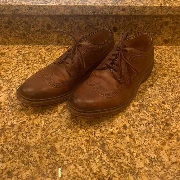 Frye Brown Leather Wing Tip Brogues Men’s 9.5 lace Up Oxford Shoes Office