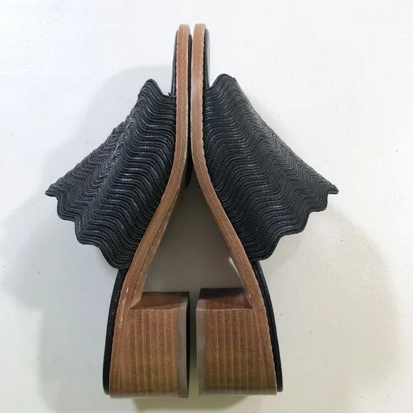 Frye Cindy Wave Mule Wedge Sandals Black Leather Women's Size 6 EUC