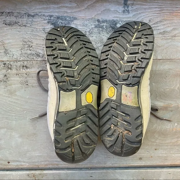 Garmont low hiking shoes | size 8.5