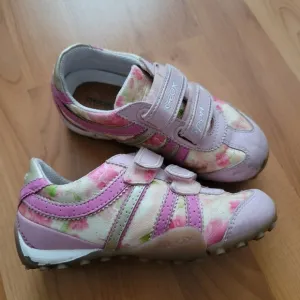 GEOX Respira Sport Girls US 10 EUR 27 Sneakers Pink Floral Leather Flat Shoes