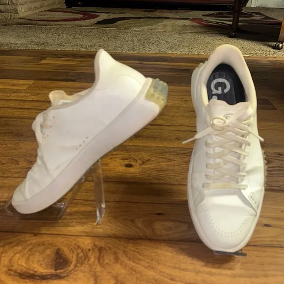 G/FORE ~ Men’s Size 11 ~ White G.112 ~  Spikeless Golf Shoe Sneakers